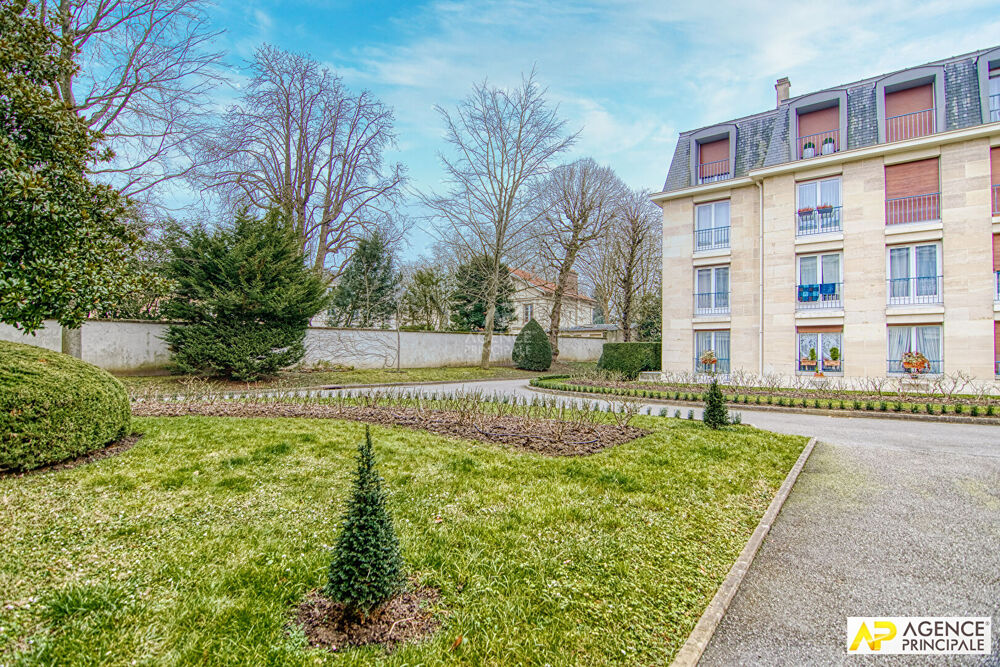 à vendre  Appartement Versailles (78000)
