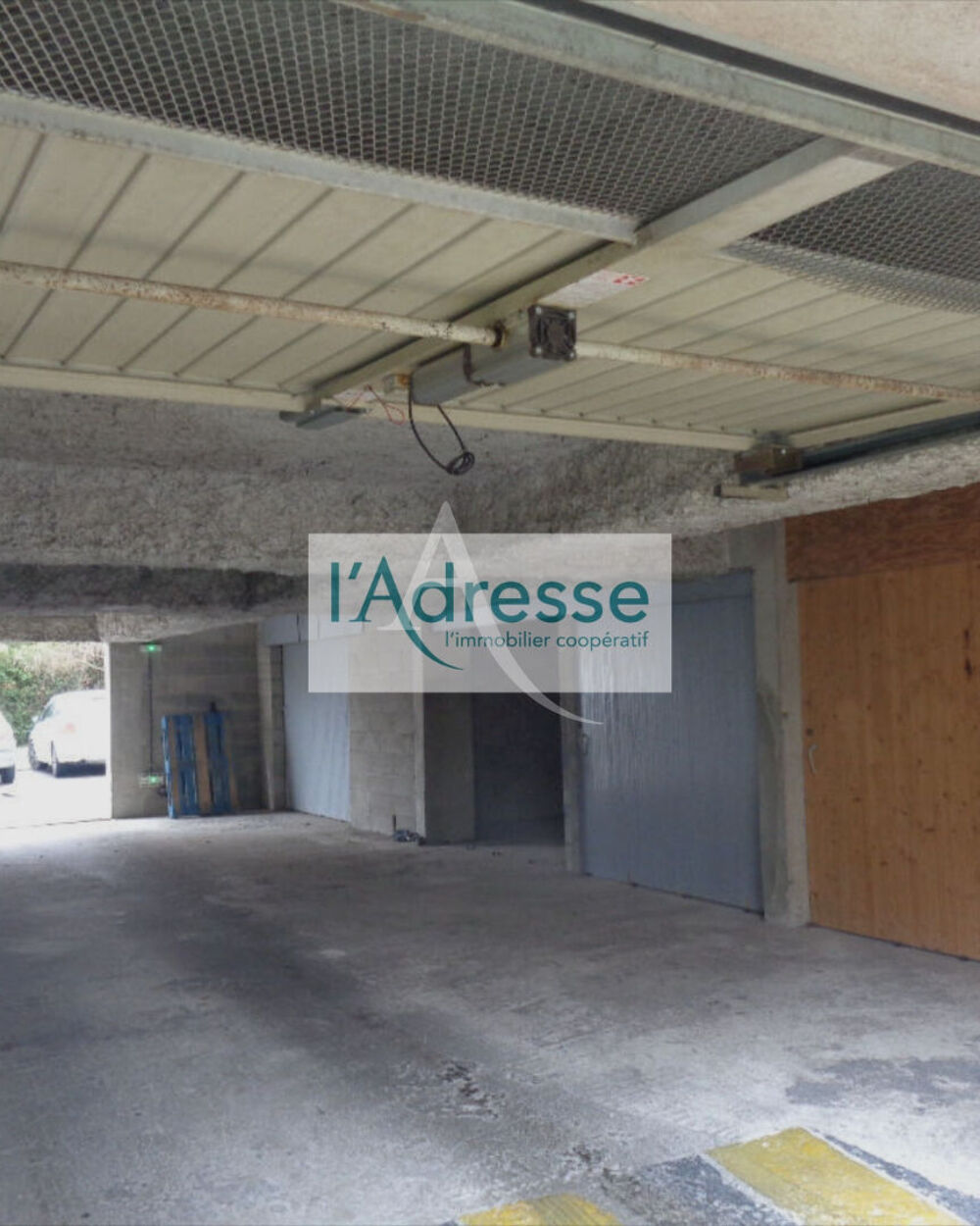 Vente Parking/Garage Box LONGJUMEAU 12 m² Longjumeau
