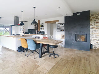  Maison � vendre 5 pi�ces 218 m�