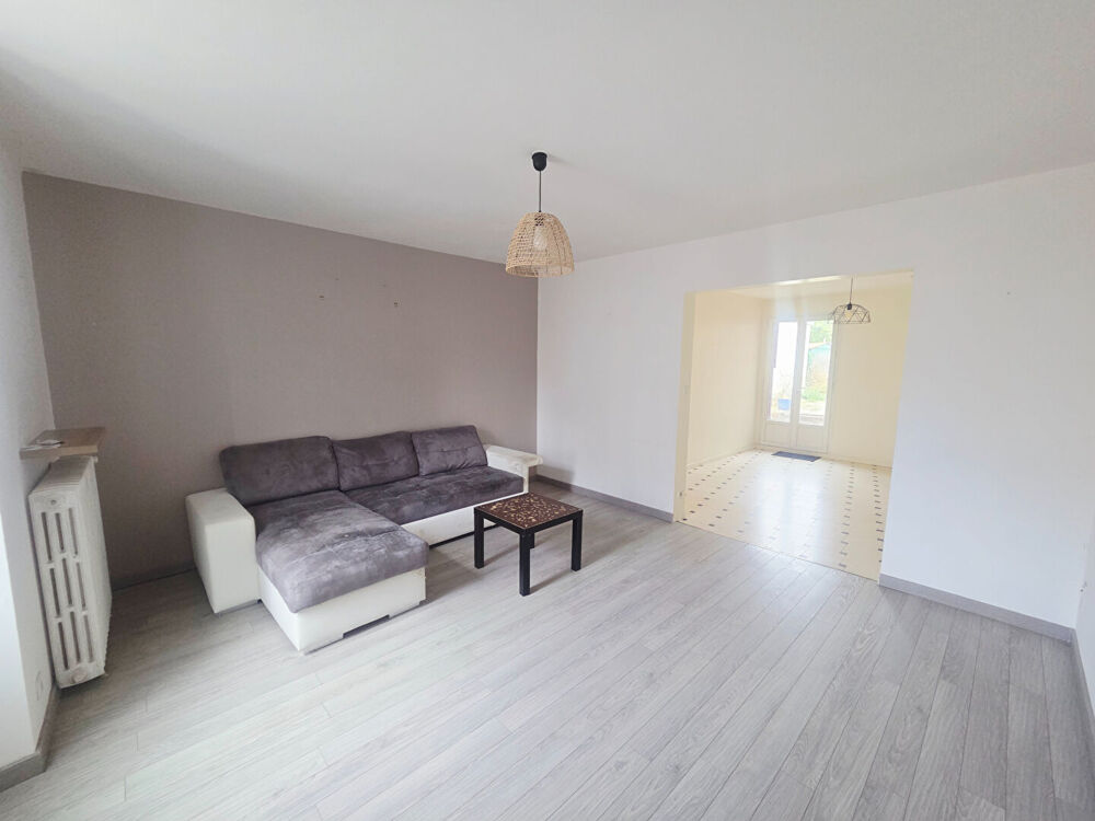 Maison mancelle 2 chambres avec jardin, terrasse et cave proche centre-ville et gare du Mans