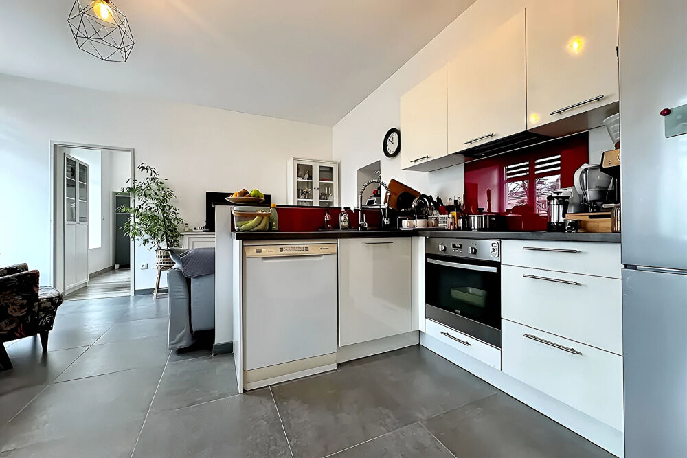 Appartement RDC 3 pièces 63 m2, terrasse 50 m2