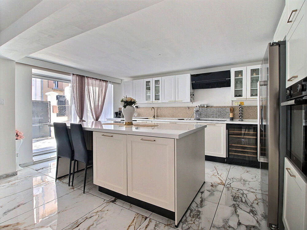 Vente Maison Maison Avignon 4 pièce(s) 116 m2 rénovée parcelle 152m² Avignon