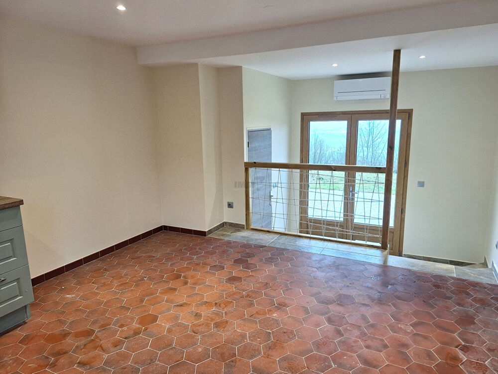 Appartement F2 neuf avec terrasse et jardinet - 590 HC