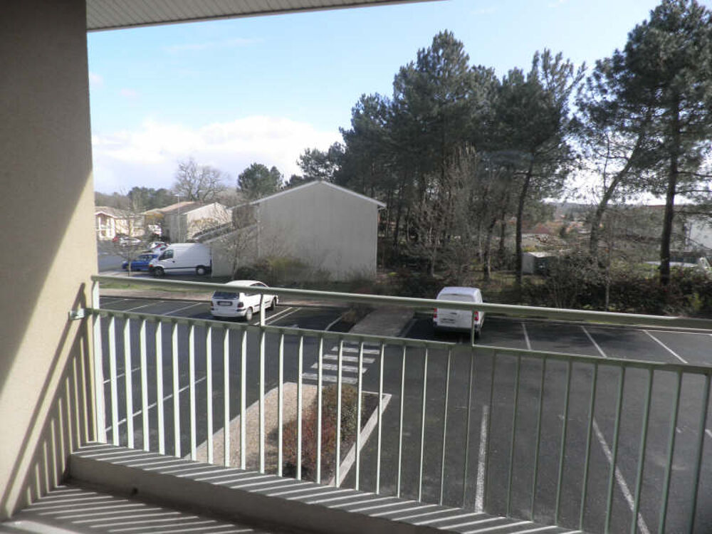 Location Appartement DOMAINE DE LA PINEDE B106 St yzan de soudiac