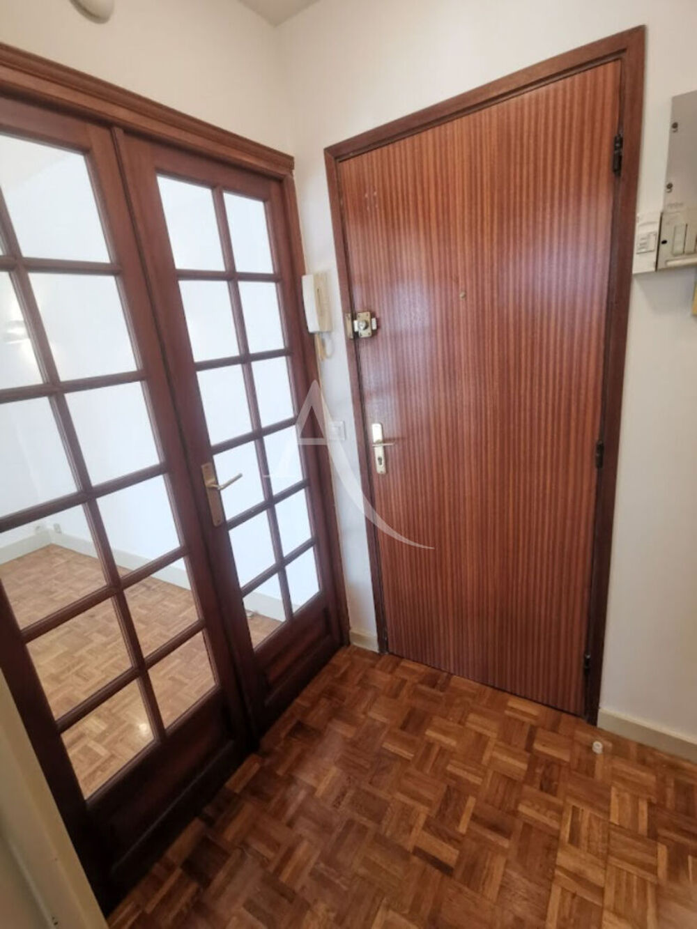 Appartement Le Bourget 2 pièce(s) 43.03 m2 habitables et 56m2 surface totale