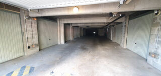  Parking / Garage à louer 15 m²