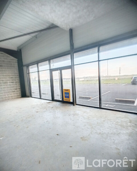   Local commercial Bernay 145 m2 