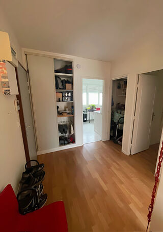  Appartement  louer 4 pices 82 m