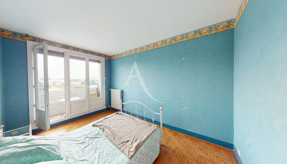 Vente Appartement SAINT-JEAN-DE-BRAYE (45800) , APPARTEMENT T4 AU DERNIER ÉTAGE AVEC BALCON ET CAVE Saint jean de braye