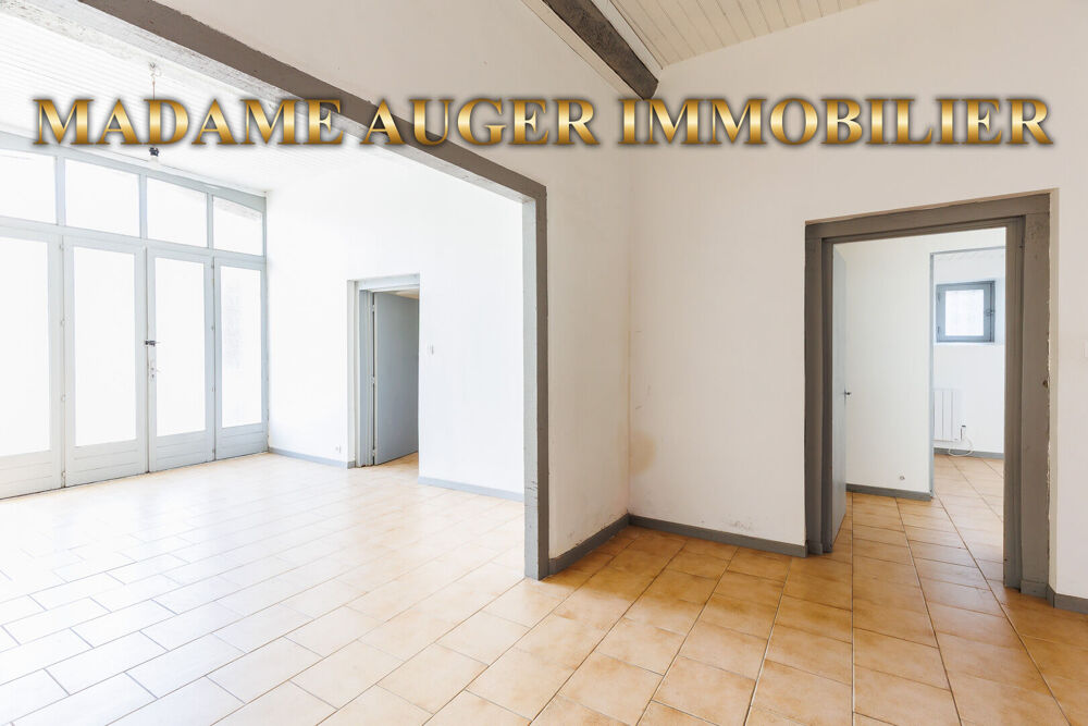 Vente Maison Maison  de village 6 pièce(s) 130 m2 Lahontan