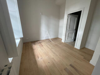  Appartement à louer 2 pièces 59 m²