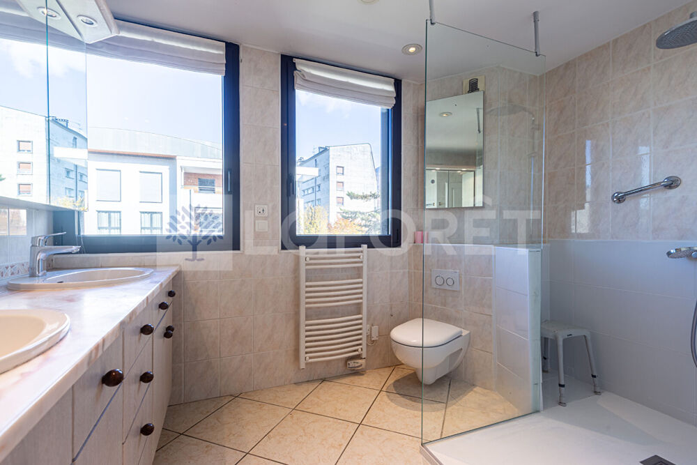 � vendre  Appartement Annecy (74000)