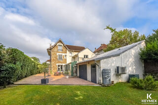  Maison � vendre 10 pi�ces 225 m�