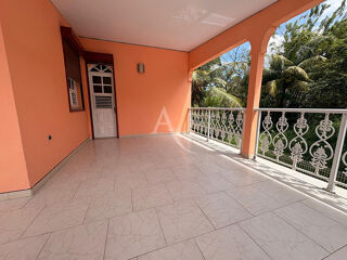  Appartement � louer 4 pi�ces 115 m�
