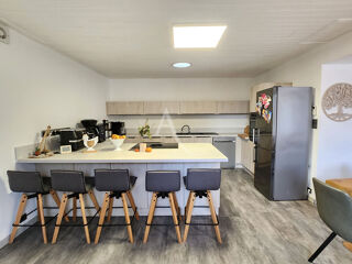  Maison � vendre 10 pi�ces 232 m�