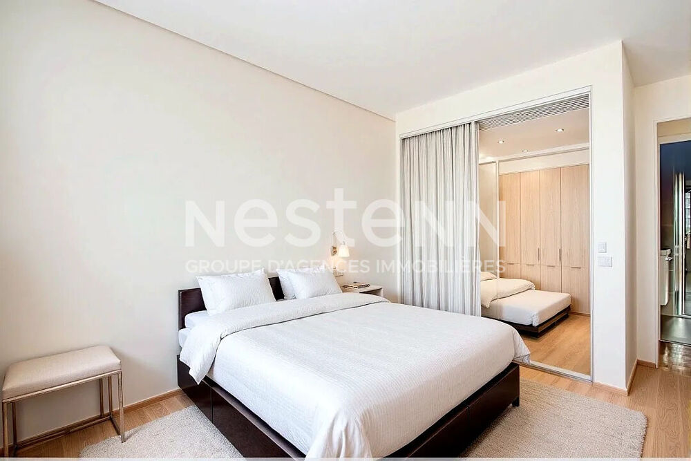 Grand appartement T5 3 chambres loué vide avec cave garage et 2 balcons - 69500 BRON