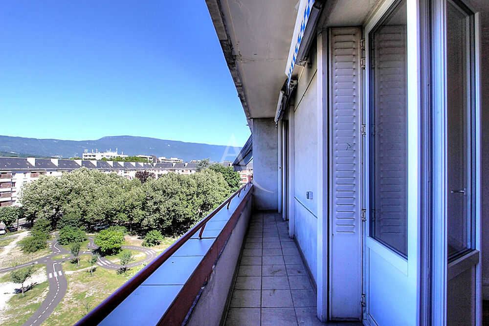 Appartement Chambery 4 pièces avec cave, grenier et ascenseur