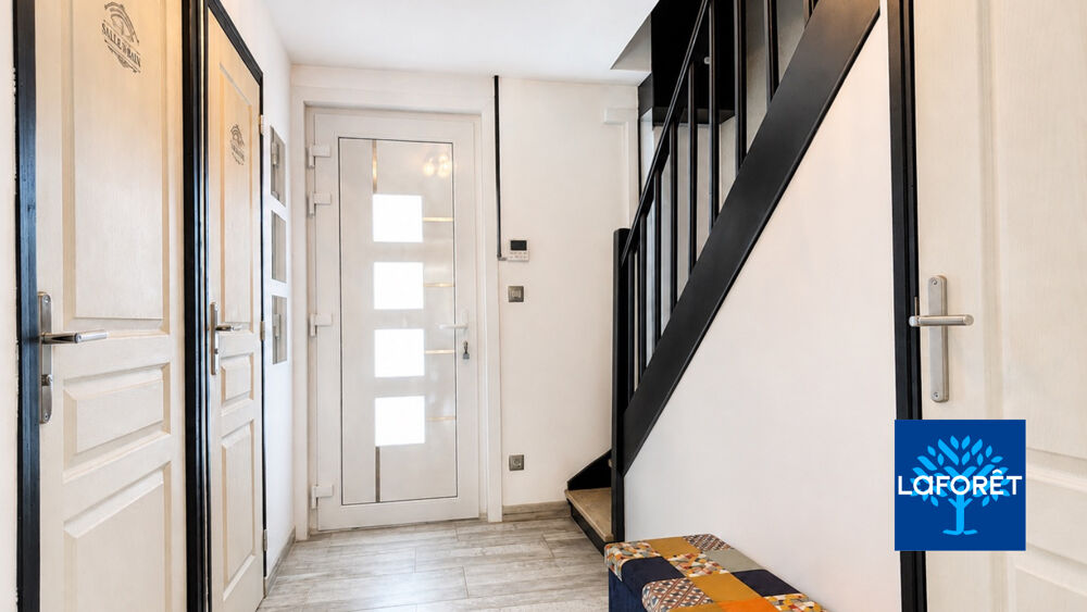 Vente Maison Maison semi-individuelle entièrement rénovée   4 chambres   Double garage   Jardin Denain
