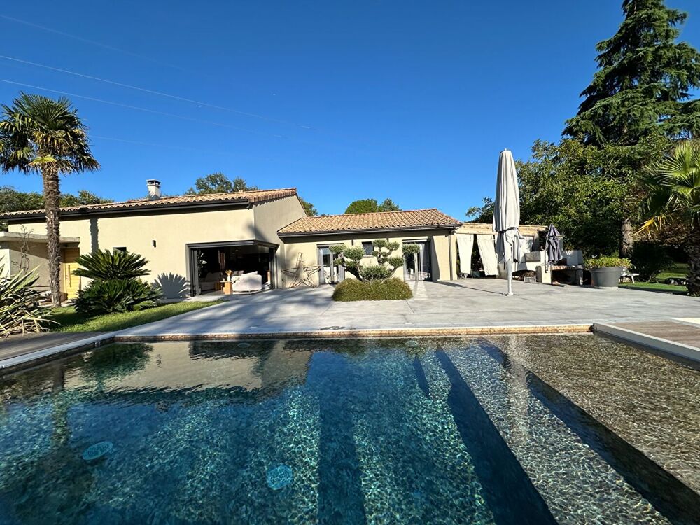 � vendre  Maison Mont�limar (26200)