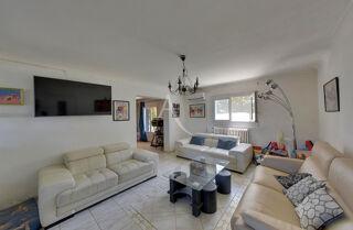  Maison � vendre 9 pi�ces 197 m�