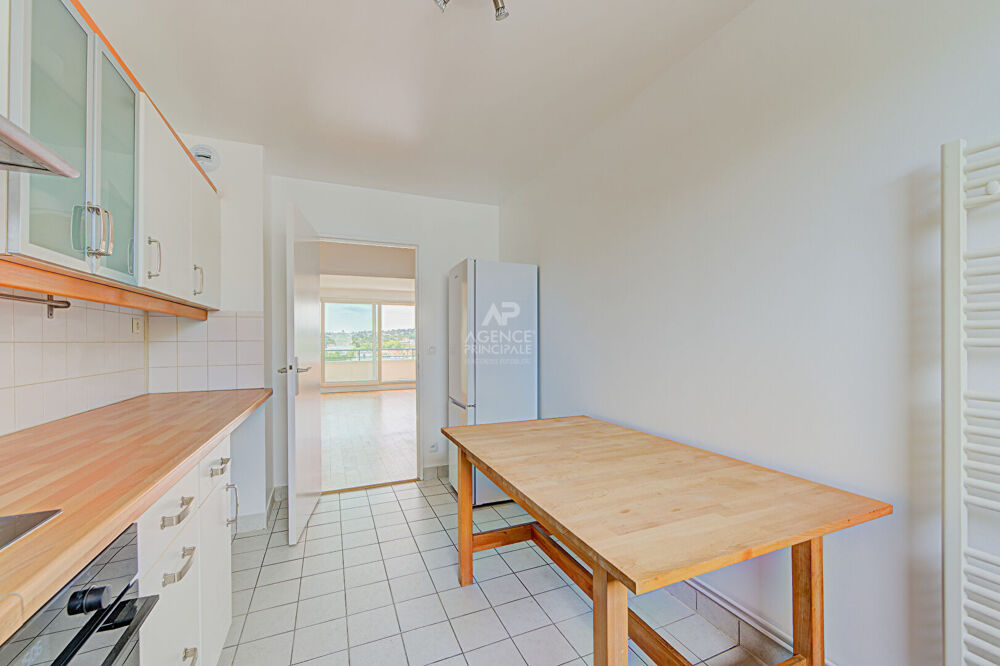 à vendre  Appartement Saint-Germain-en-Laye (78100)