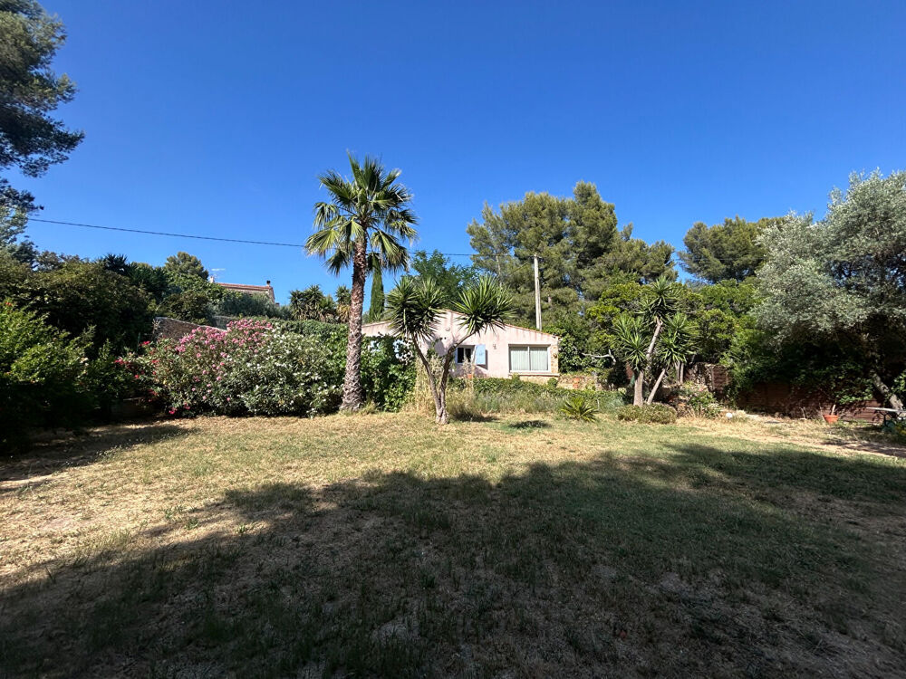 La cadière-d'Azur - Maison de charme sur 1 636 m² de terrain - Un véritable havre de paix