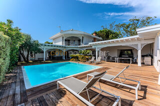  Maison  vendre 11 pices 350 m