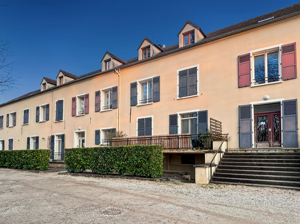 Location Appartement À LOUER - STUDIO MEUBLÉ - FONTENAY LE VICOMTE Fontenay le vicomte