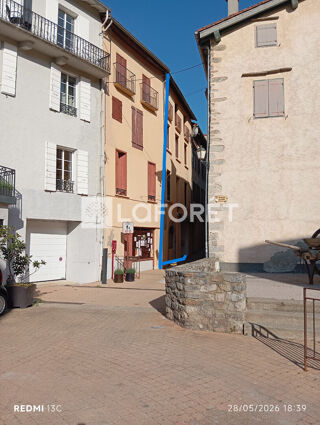  Villa � vendre 15 + pi�ces 202 m�