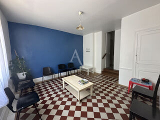  Immeuble à vendre 15 + pièces 454 m²