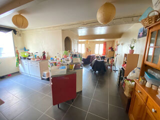  Maison  vendre 4 pices 121 m