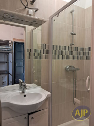  Appartement à louer 1 pièce 11 m²