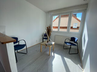  Immeuble à vendre 9 pièces 180 m²