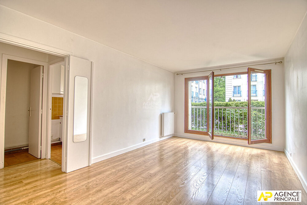Vente Appartement Versailles Ermitage Appartement 2 pièces 51 m² avec cave et parking Versailles