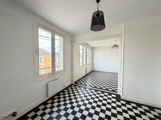  Appartement à louer 4 pièces 63 m²