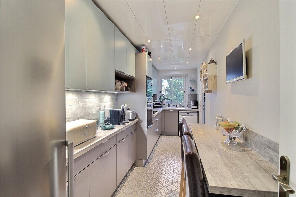 Appartement 5 pièces de 100m² avec cave et parking sous-sol