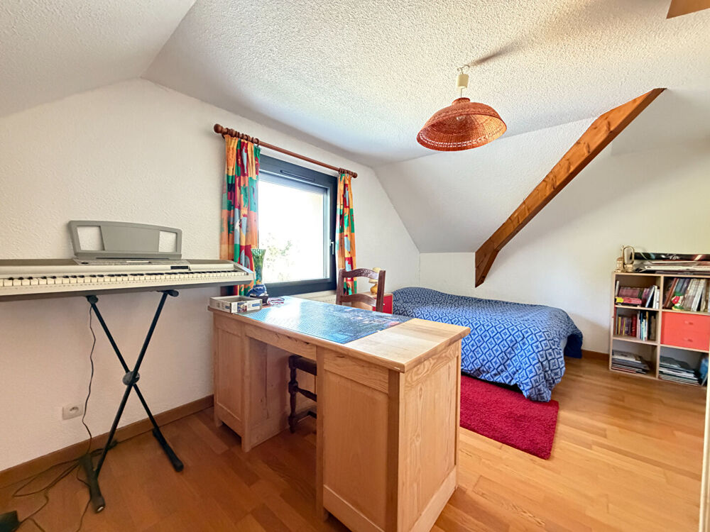 Vente Maison Maison Lons-Le-Saunier 8 pièces / 5 chambres / bureau / 172 m² Lons le saunier