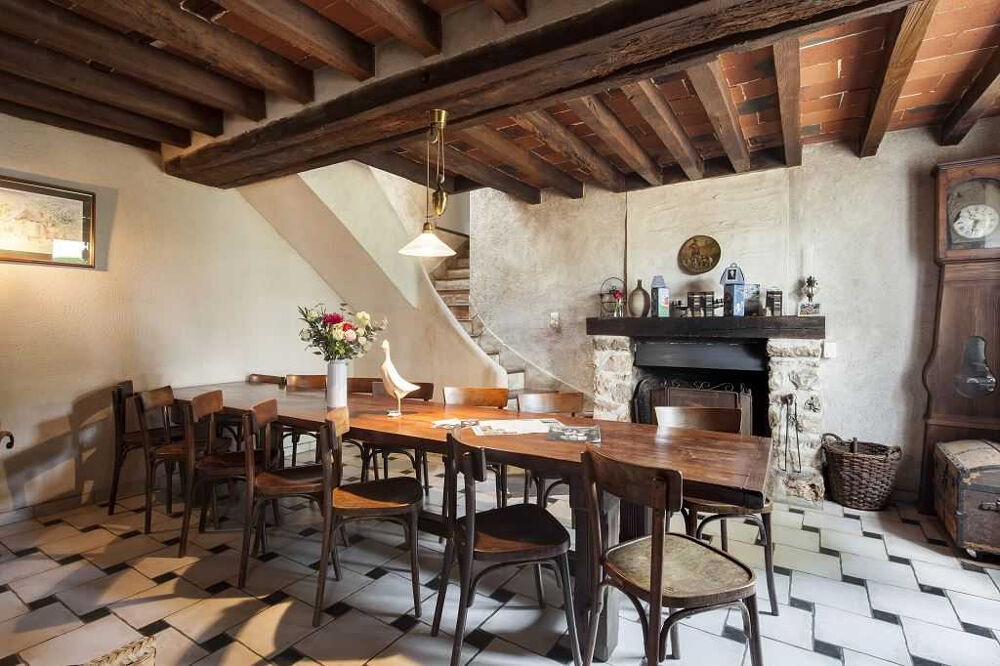 Magnifique Propriété de 364 m² .