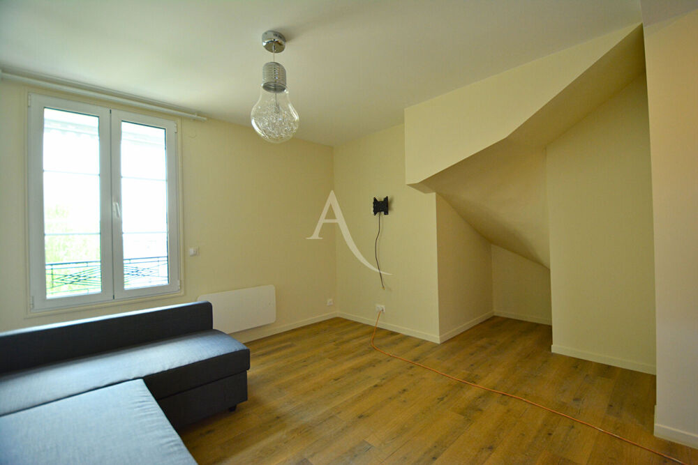 Location Appartement Grand studio neuf entièrement meublé - Quartier Mairie Le kremlin bicetre