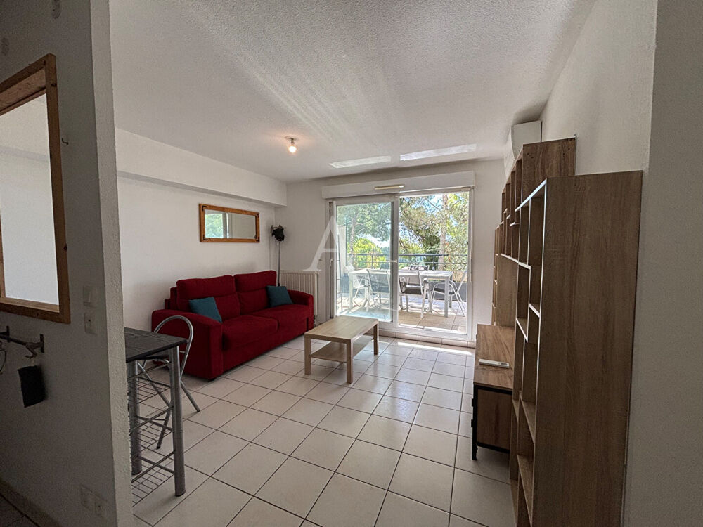 Location Appartement Appartement meublé 3 pièces de 54 m² avec terrasse, climatisation et 2 places de parking - Montpellier Montpellier
