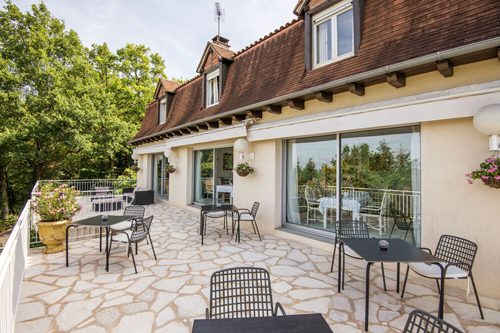 Vente Maison Villa Saint Vincent Du Pendit 10 pièce(s) 325 m2 Saint vincent du pendit