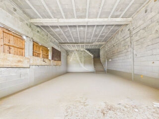  Remise / Grange  vendre 2 pices 130 m