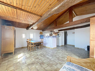  Immeuble  vendre 2 pices 54 m