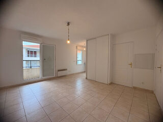  Appartement à louer 1 pièce 26 m²