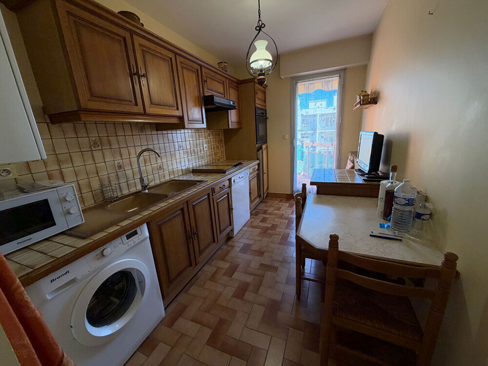 Vente Appartement Appartement  BORDEAUX Caudéran 3 pièce(s) 80 m2 garage Bordeaux