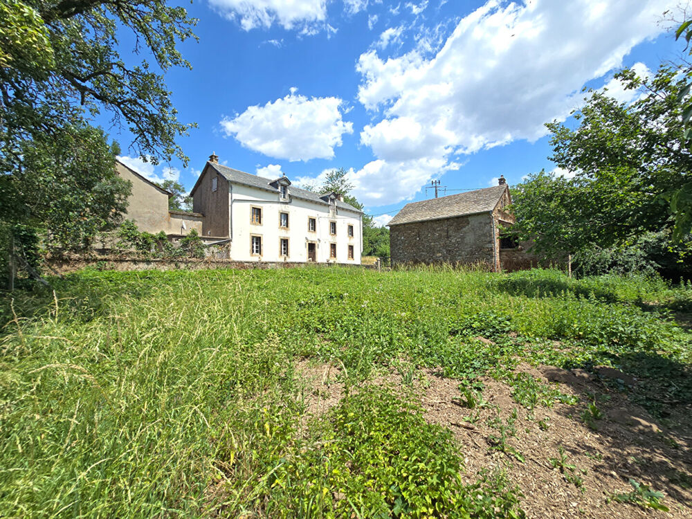Vente Maison Corps de ferme avec maison, appartement et dépendances - Durenque Durenque