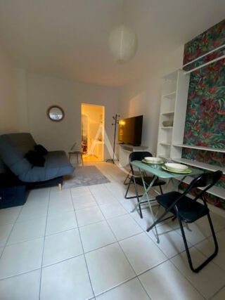  Appartement à louer 1 pièce 21 m²