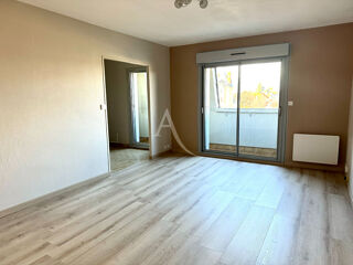  Appartement à louer 1 pièce 45 m²