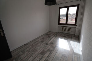  Appartement  louer 3 pices 98 m
