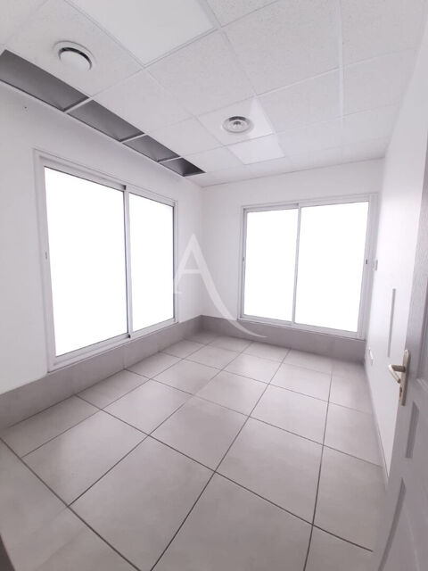   Local d'activité  150 m2 - 9 bureaux + 1 grande salle principale A SAISIR !!!!!! 